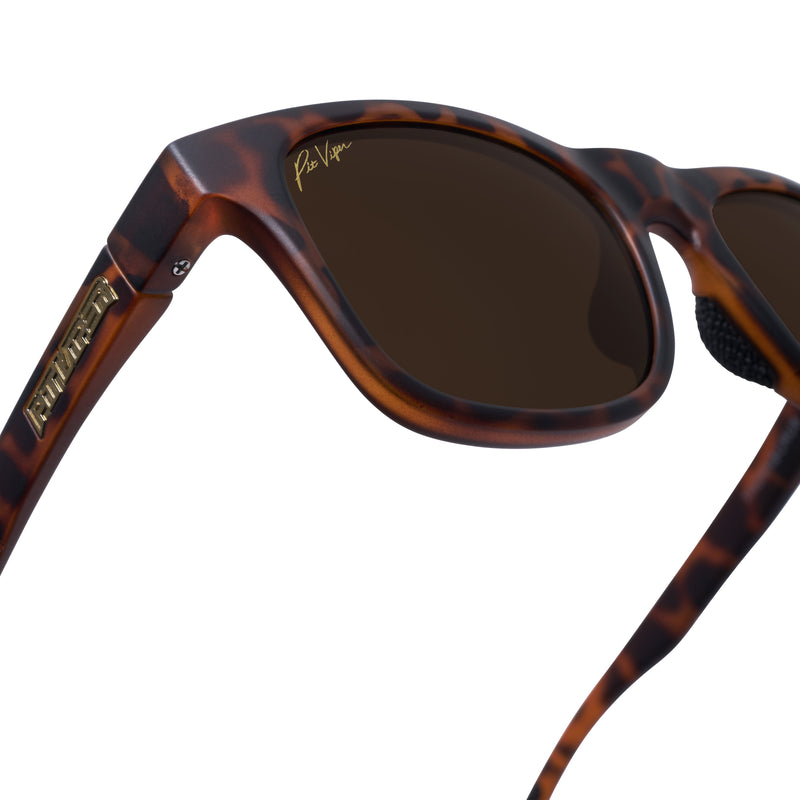 / HDPV Polarized Brown | im_ready_for_my_closeup.JPG | The Landlocked Highball, polarized sunglasses from Pit Viper
