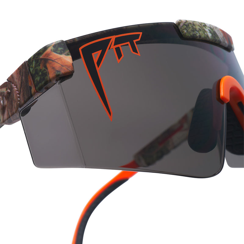 Studio view of The Actualbush Original 2.0 with ball-istic™ smoke / regular lens