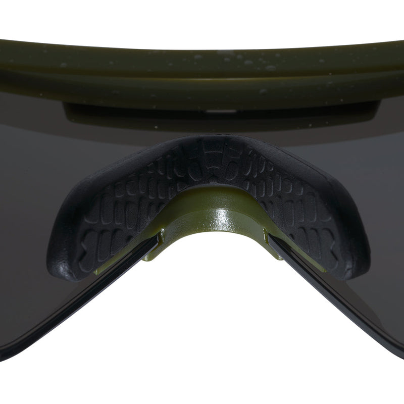 BALL-ISTIC™ Smoke / Regular | gotcha_nose.JPG | The NJP Original 2.0, military grade sunglasses from Pit Viper