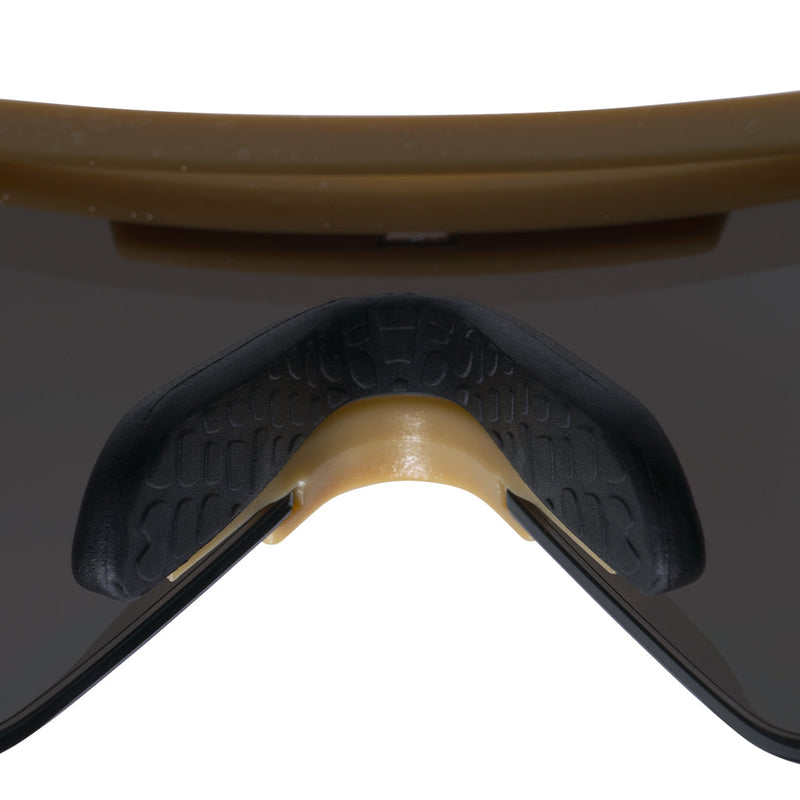 BALL-ISTIC™ Smoke / Regular | gotcha_nose.JPG | The Sandstorm Original 2.0, military grade sunglasses from Pit Viper